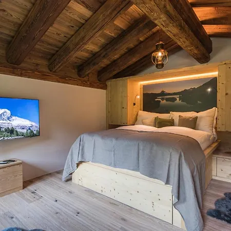 Piccola Fiamma By Pizzo Fiamma Zermatt